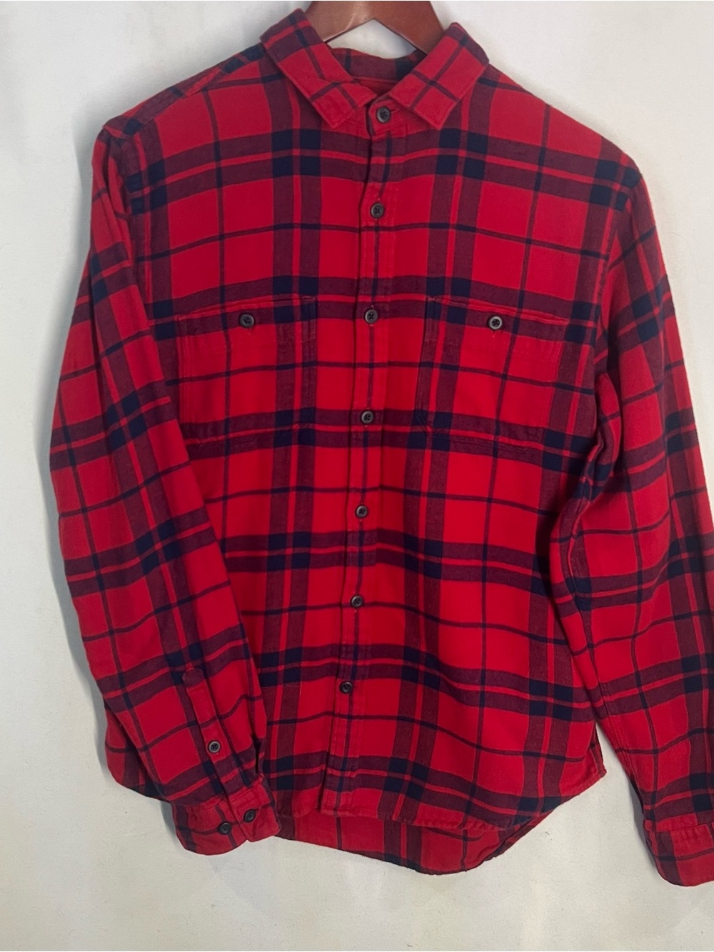 Express Men's Plaid Long Sleeve Button-Up Shirt Red Blue Flannel Cotton M